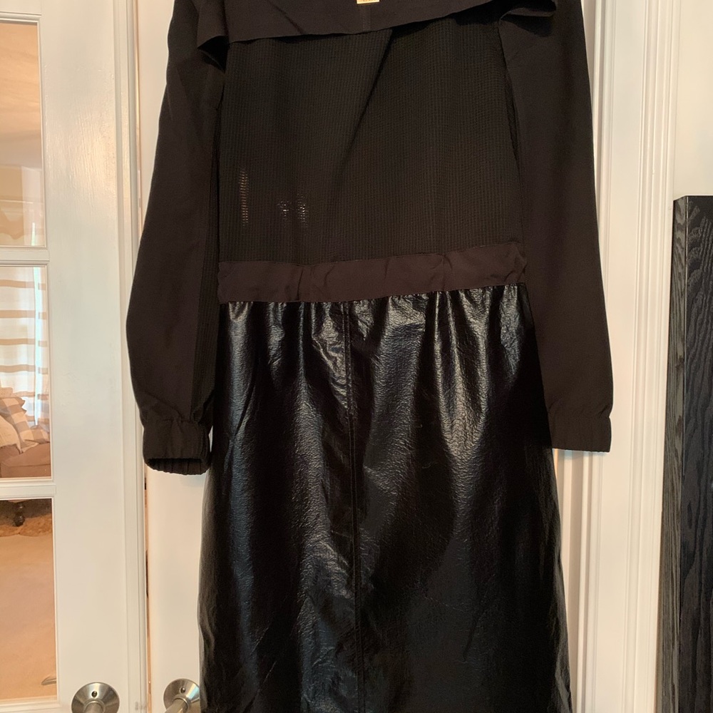 Talus parka size small